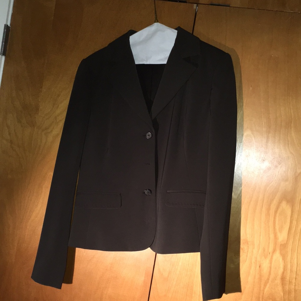 Pants suit